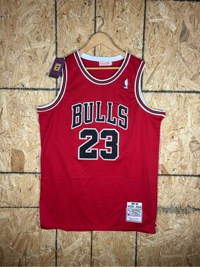 Mitchell & Ness Michael Jordan Chicago Bulls Red #23 Hardwood Classics Jersey